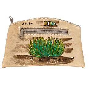 Aruba SÚPER Soft & Cushioned Wallet Change Purse Bag w/Two Zipper Compartments